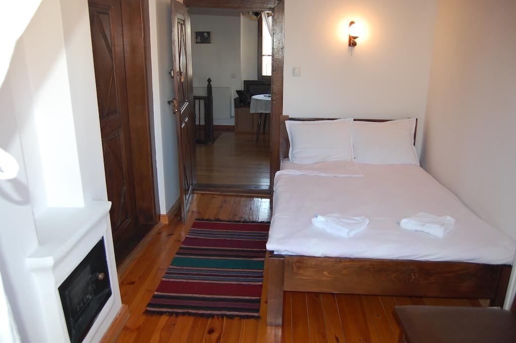 טריאבנה Kazasovata Guest House חדר תמונה