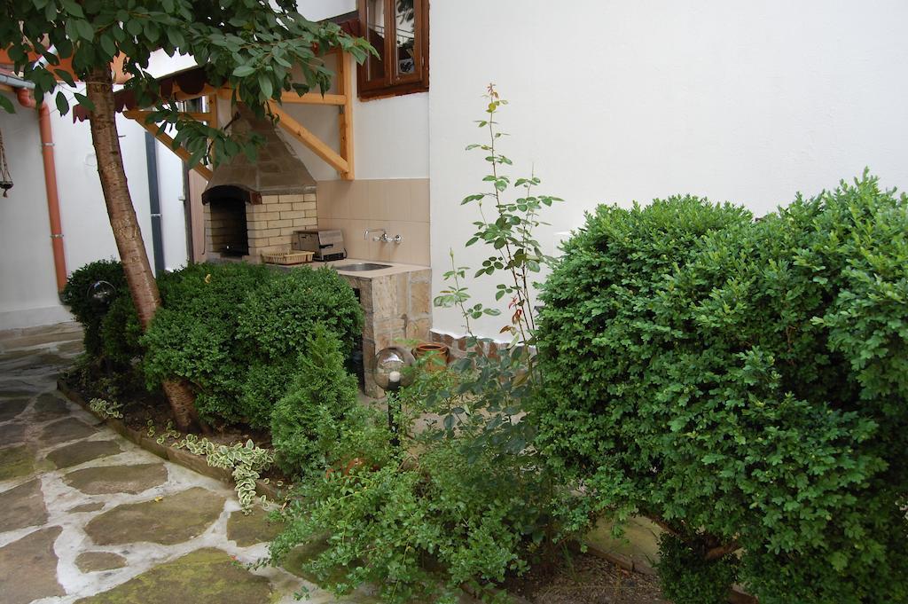 טריאבנה Kazasovata Guest House חדר תמונה