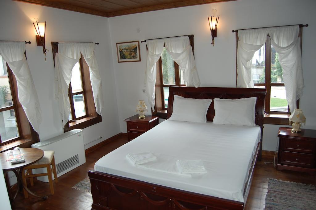 טריאבנה Kazasovata Guest House חדר תמונה