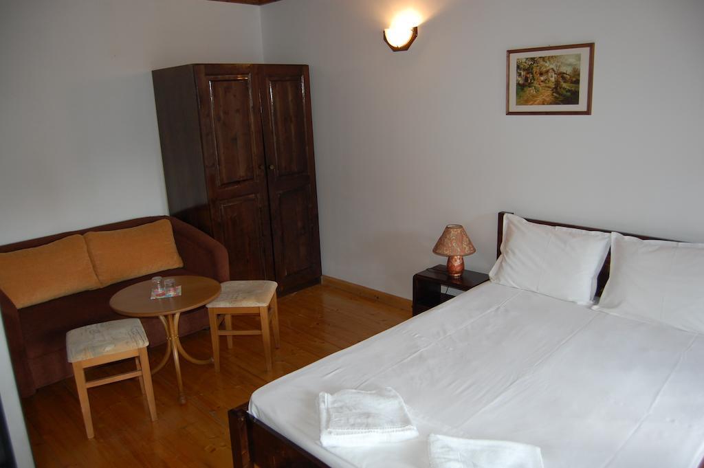 טריאבנה Kazasovata Guest House מראה חיצוני תמונה