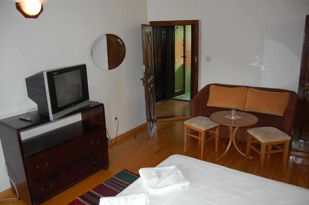 טריאבנה Kazasovata Guest House חדר תמונה