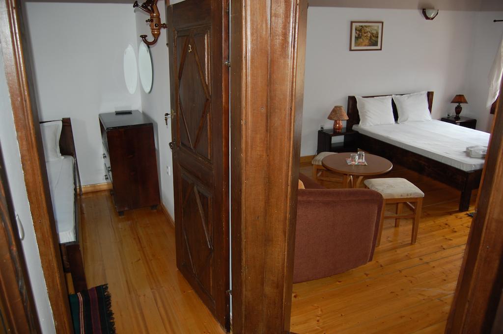 טריאבנה Kazasovata Guest House מראה חיצוני תמונה