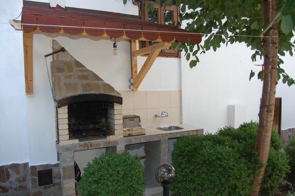 טריאבנה Kazasovata Guest House מראה חיצוני תמונה