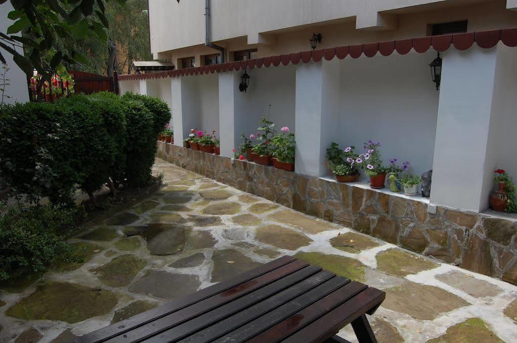 טריאבנה Kazasovata Guest House מראה חיצוני תמונה